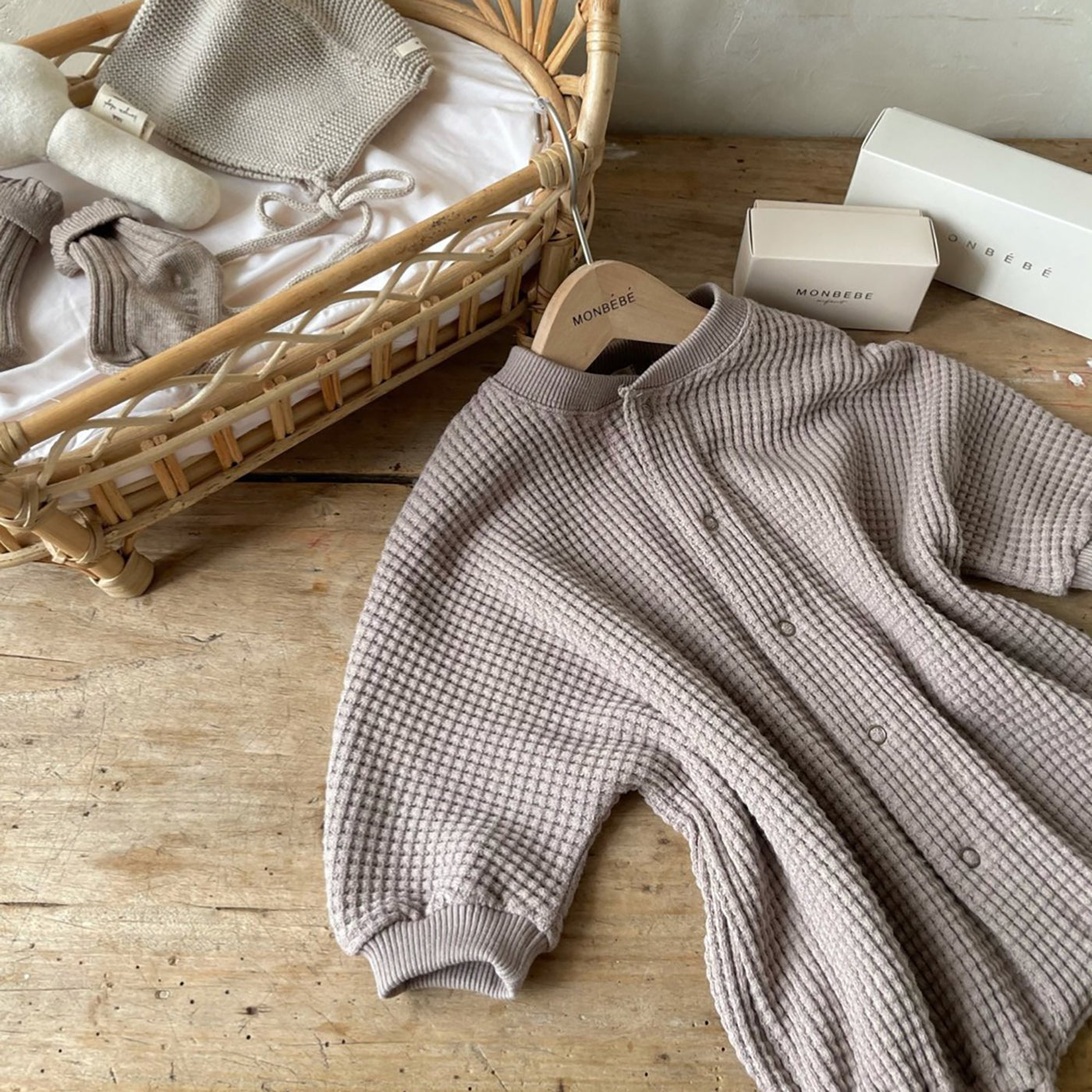 Monbebe Box Waffle Suit – Earl and Ivory